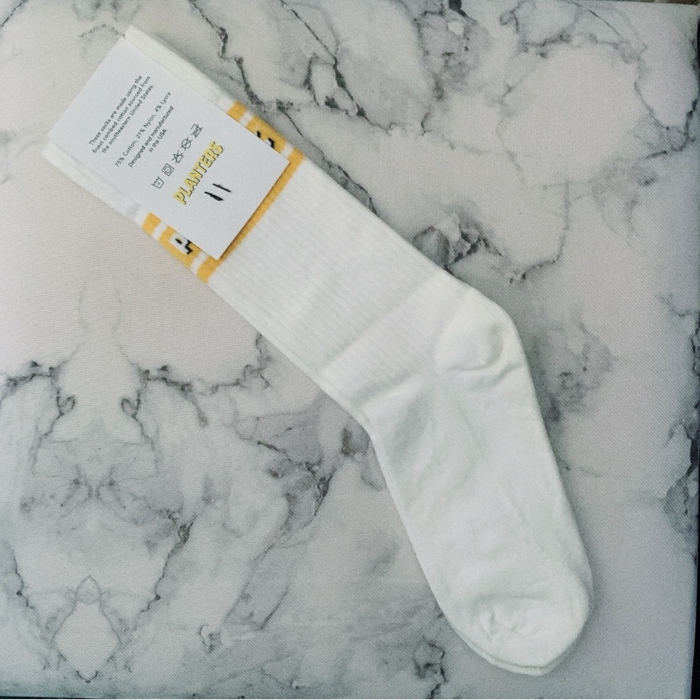 Planters Socks - Picture 2 of 3